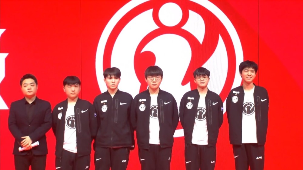 的影响力正 的影响力正