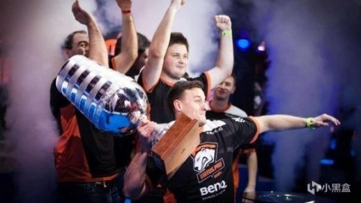 俱乐部的历 俱乐部的历