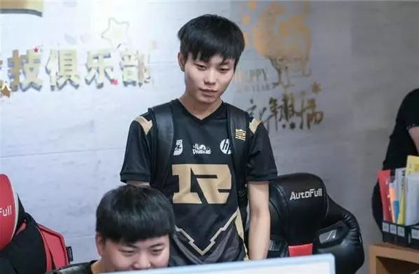 从出发反应 从出发反应