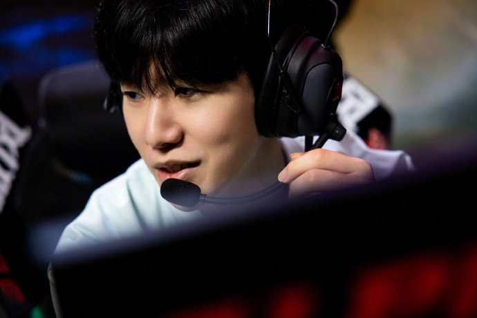 的表现可谓 的表现可谓