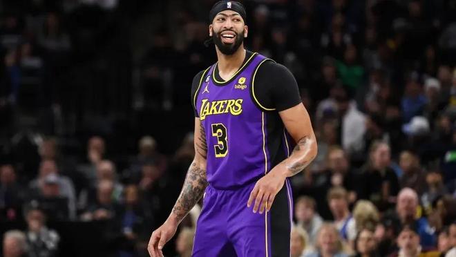 这位曾经与 这位曾经与